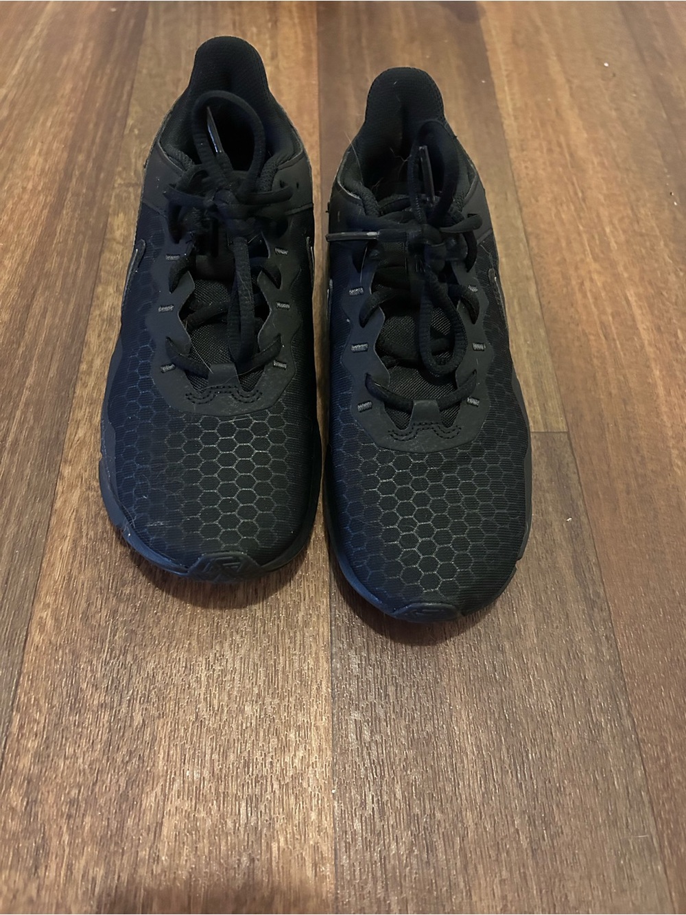 Women’s All-Black Athletic Sneakers - Lightweight Comfort